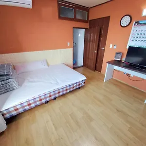 2* 게스트하우스 필링 굿 하우스